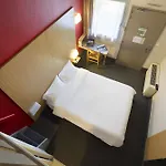 Отель Paris Parc Des Expositions Малакоф