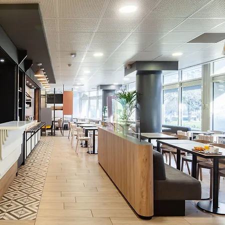 Paris Parc Des Expositions Malakoff