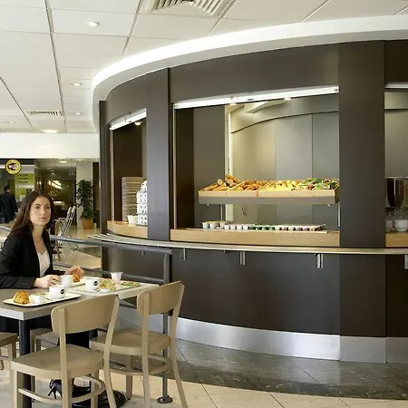 Hotel Paris Parc Des Expositions